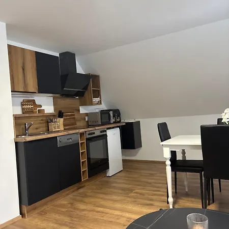 Elinda Apartment, Flussspaziergaenge & Ruhige Lage - Naehe Infineon *